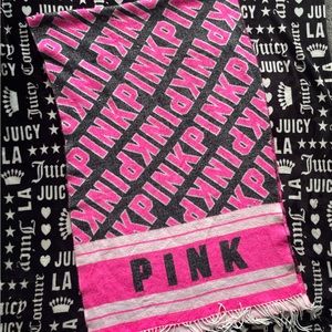 PINK VICTORIAS SECRET LARGE SCARF 💕